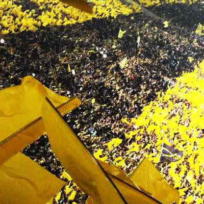 Plastic film flag fire retardant (upright format) 90x75 Yellow